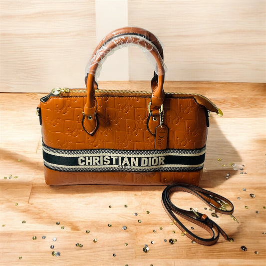 Cartera Chic